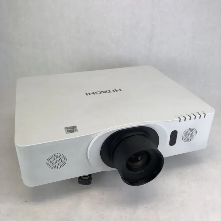 Conectividad del Proyector Epson PowerLite L510U con puertos HDMI, VGA, USB y LAN para una instalación fácil y flexible en entornos corporativos